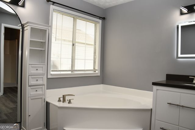 5932 Homestead Circle, Rex, GA 30273