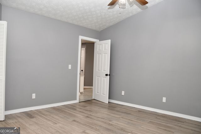 5932 Homestead Circle, Rex, GA 30273