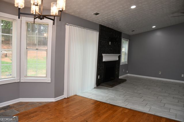 5932 Homestead Circle, Rex, GA 30273