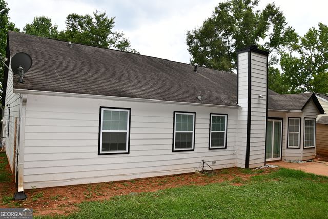 5932 Homestead Circle, Rex, GA 30273