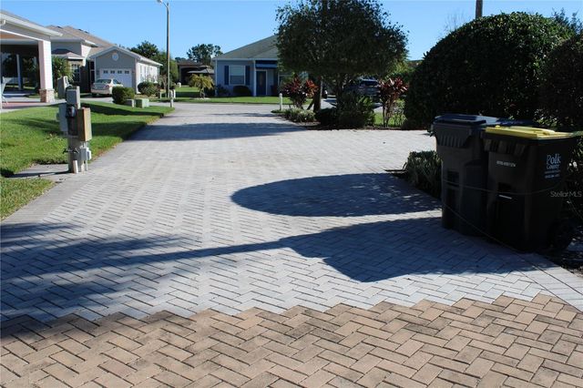 352 TRAVELERS DRIVE, Polk City, FL 33868