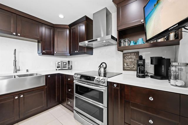 3095 N Course Drive 702, Pompano Beach, FL 33069