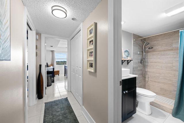 3095 N Course Drive 702, Pompano Beach, FL 33069