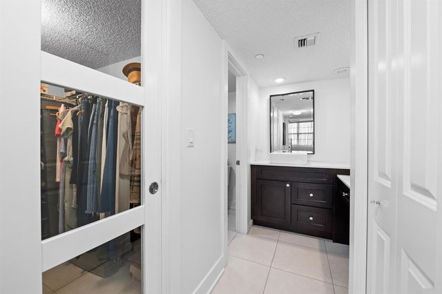 3095 N Course Drive 702, Pompano Beach, FL 33069