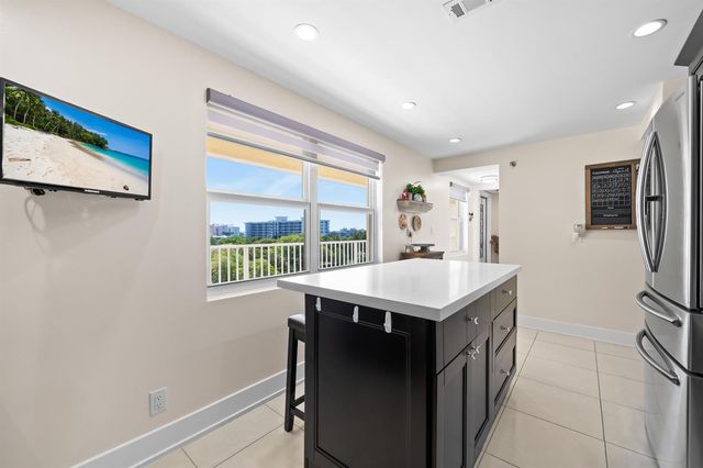 3095 N Course Drive 702, Pompano Beach, FL 33069