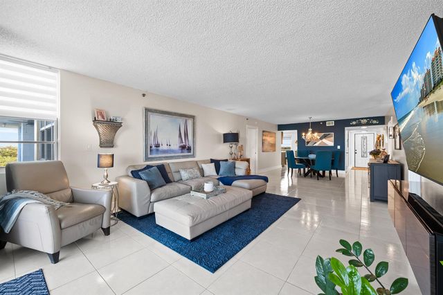 3095 N Course Drive 702, Pompano Beach, FL 33069
