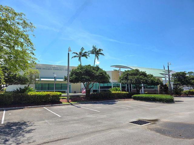 3095 N Course Drive 702, Pompano Beach, FL 33069