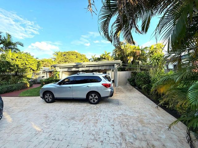 2630 Monroe St, Hollywood, FL 33020