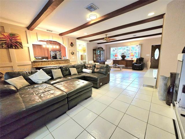 2630 Monroe St, Hollywood, FL 33020