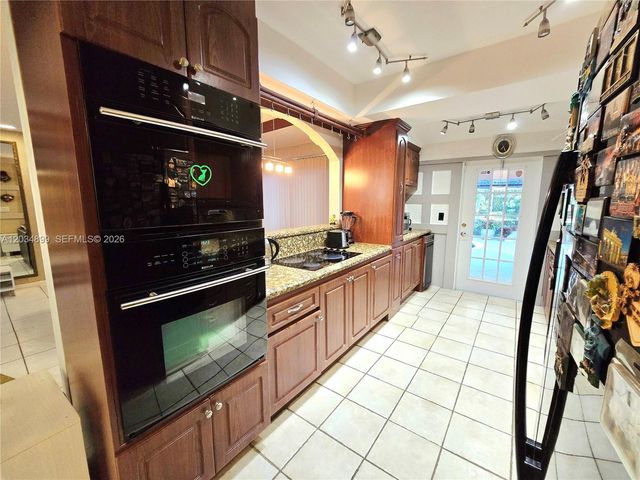 2630 Monroe St, Hollywood, FL 33020