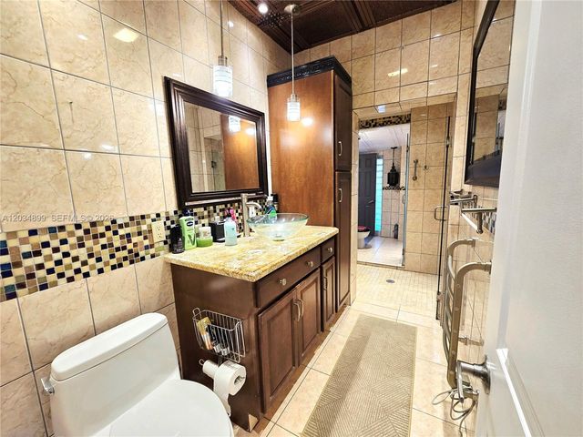 2630 Monroe St, Hollywood, FL 33020