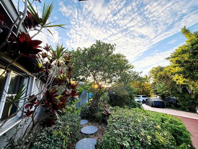2630 Monroe St, Hollywood, FL 33020