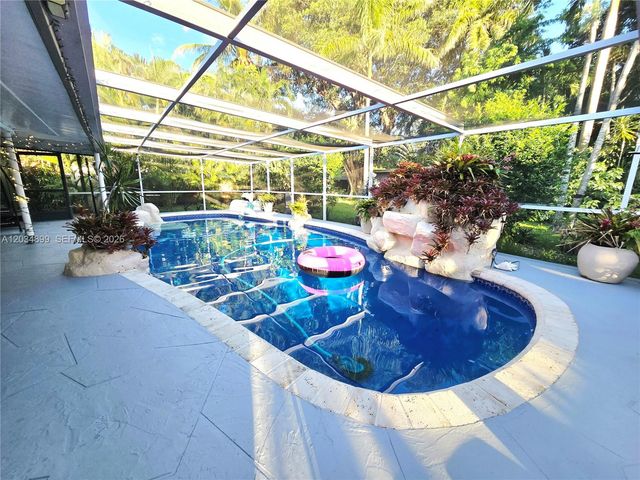 2630 Monroe St, Hollywood, FL 33020