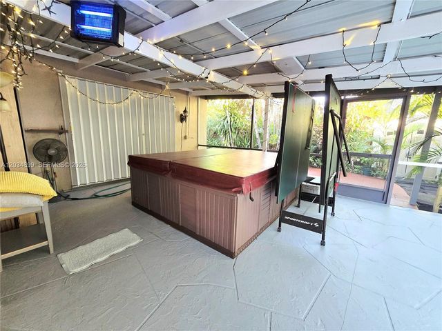 2630 Monroe St, Hollywood, FL 33020