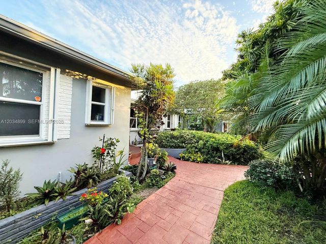 2630 Monroe St, Hollywood, FL 33020