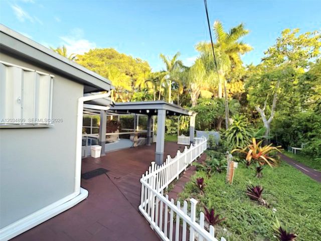 2630 Monroe St, Hollywood, FL 33020