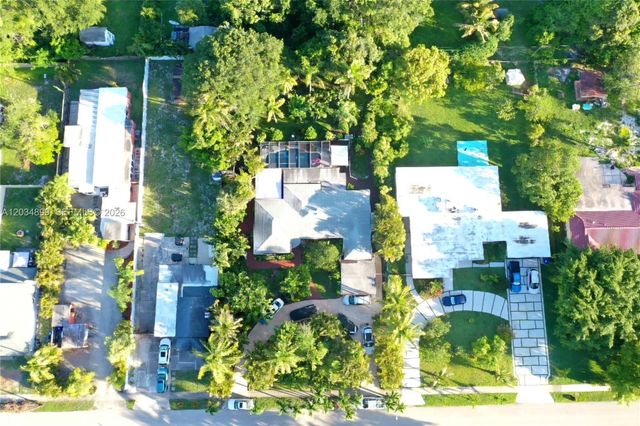 2630 Monroe St, Hollywood, FL 33020