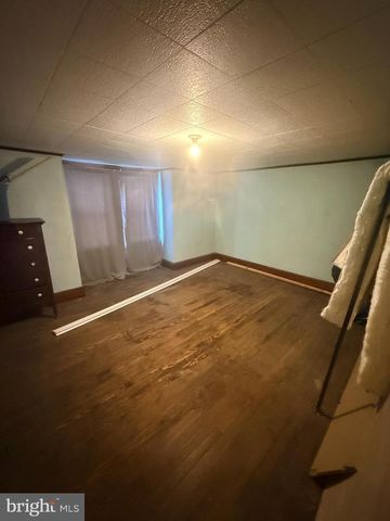 329 N FRONT ST, Minersville, PA 17954