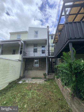 329 N FRONT ST, Minersville, PA 17954
