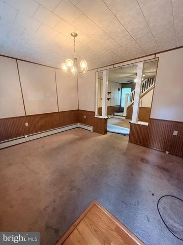 329 N FRONT ST, Minersville, PA 17954