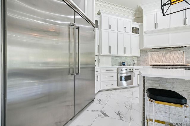 8200 Allen Dr, Denham Springs, LA 70726