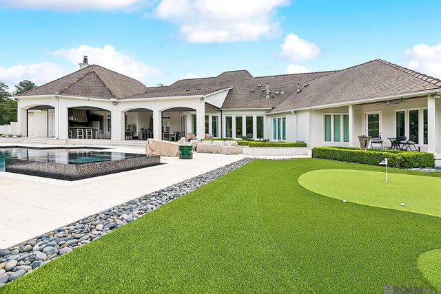 8200 Allen Dr, Denham Springs, LA 70726
