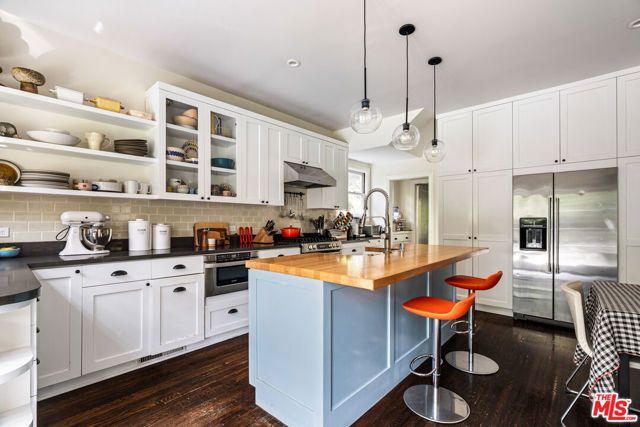 1939 N Hobart Boulevard, Los Angeles, CA 90027