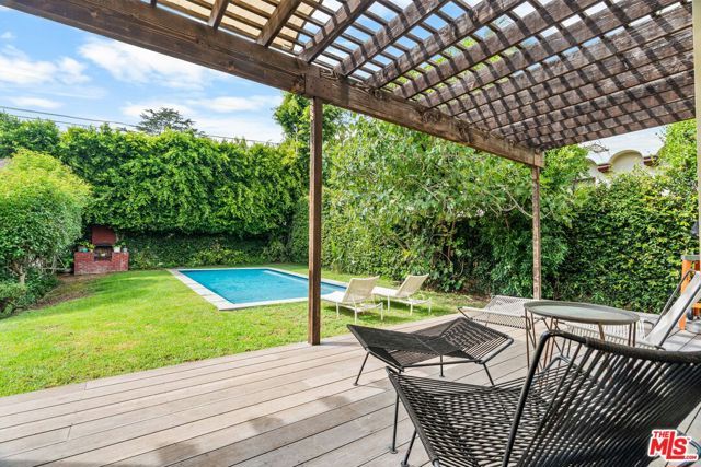 1939 N Hobart Boulevard, Los Angeles, CA 90027