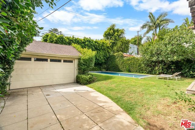 1939 N Hobart Boulevard, Los Angeles, CA 90027