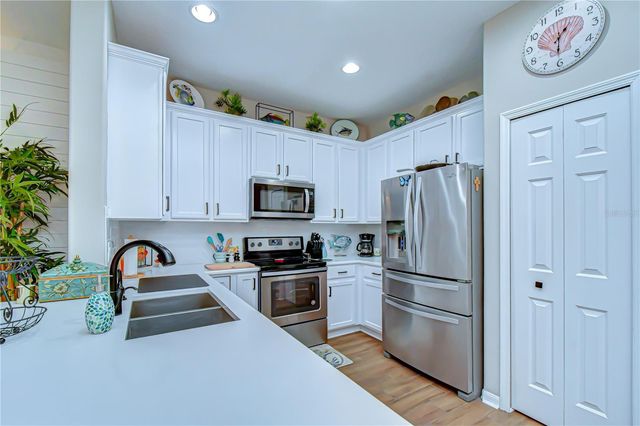 2938 LOCHCARRON DRIVE, Land O Lakes, FL 34638