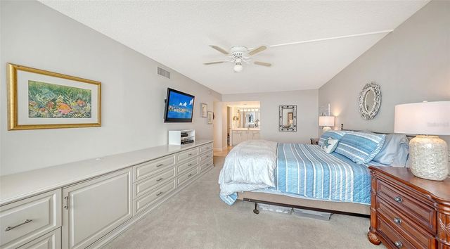 2425 GULF OF MEXICO DRIVE 2E, Longboat Key, FL 34228