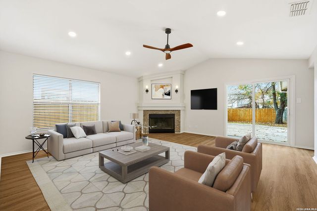 11027 Moonlit Park, San Antonio, TX 78249