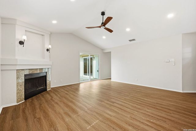 11027 Moonlit Park, San Antonio, TX 78249