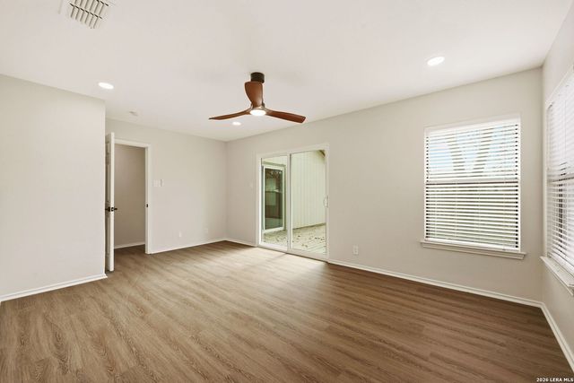 11027 Moonlit Park, San Antonio, TX 78249