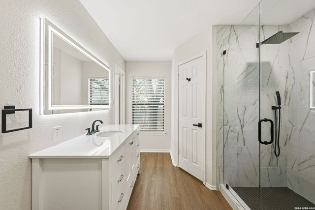 11027 Moonlit Park, San Antonio, TX 78249