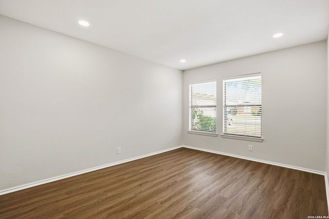 11027 Moonlit Park, San Antonio, TX 78249