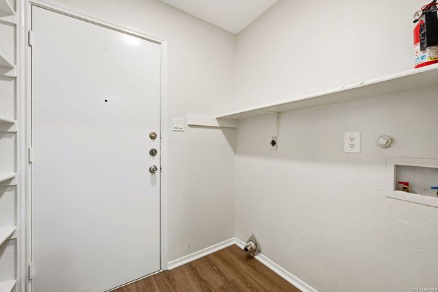 11027 Moonlit Park, San Antonio, TX 78249