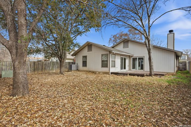 11027 Moonlit Park, San Antonio, TX 78249