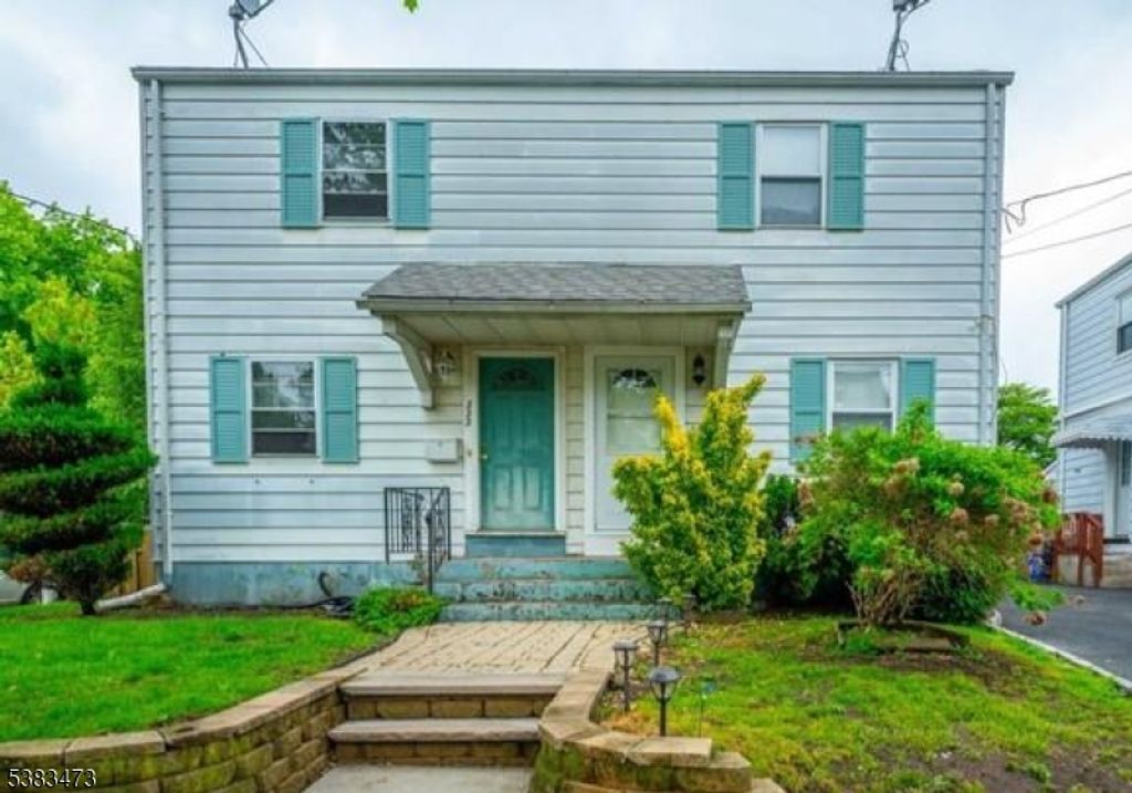220 N 17Th St, Bloomfield Twp., NJ 07003