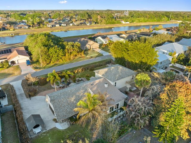 916 SW Abingdon Avenue, Port St. Lucie, Port St Lucie, FL 34953