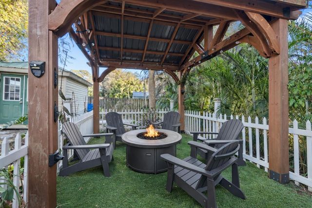 916 SW Abingdon Avenue, Port St. Lucie, Port St Lucie, FL 34953