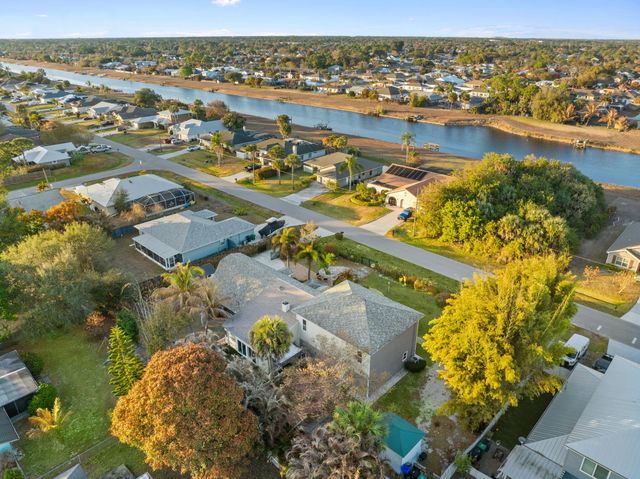 916 SW Abingdon Avenue, Port St. Lucie, Port St Lucie, FL 34953