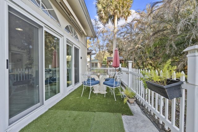 916 SW Abingdon Avenue, Port St. Lucie, Port St Lucie, FL 34953