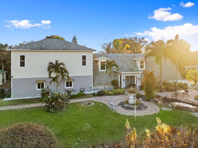 916 SW Abingdon Avenue, Port St. Lucie, Port St Lucie, FL 34953