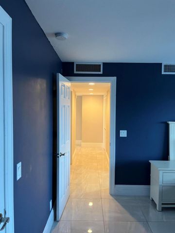 155 Yacht Club Drive 408, North Palm Beach, FL 33408