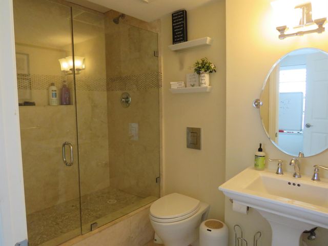 155 Yacht Club Drive 408, North Palm Beach, FL 33408