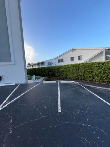 155 Yacht Club Drive 408, North Palm Beach, FL 33408