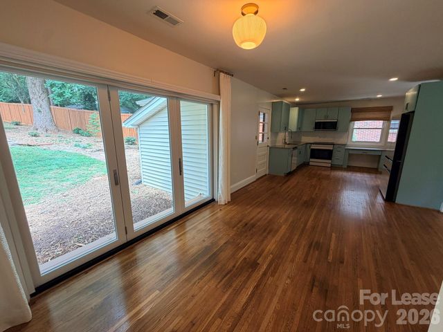 3111 Airlie Street, Charlotte, NC 28205