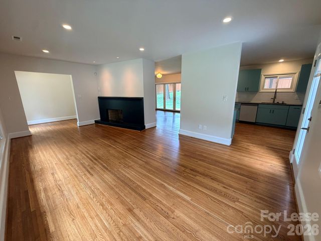3111 Airlie Street, Charlotte, NC 28205