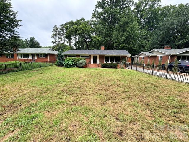 3111 Airlie Street, Charlotte, NC 28205
